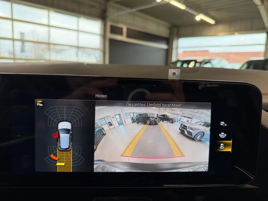 Mercedes-Benz EQA 250/190HP/AMG/MBUX/LED/CAM/NIGHT/AMBI/171z, снимка 11 - Автомобили и джипове - 53878089