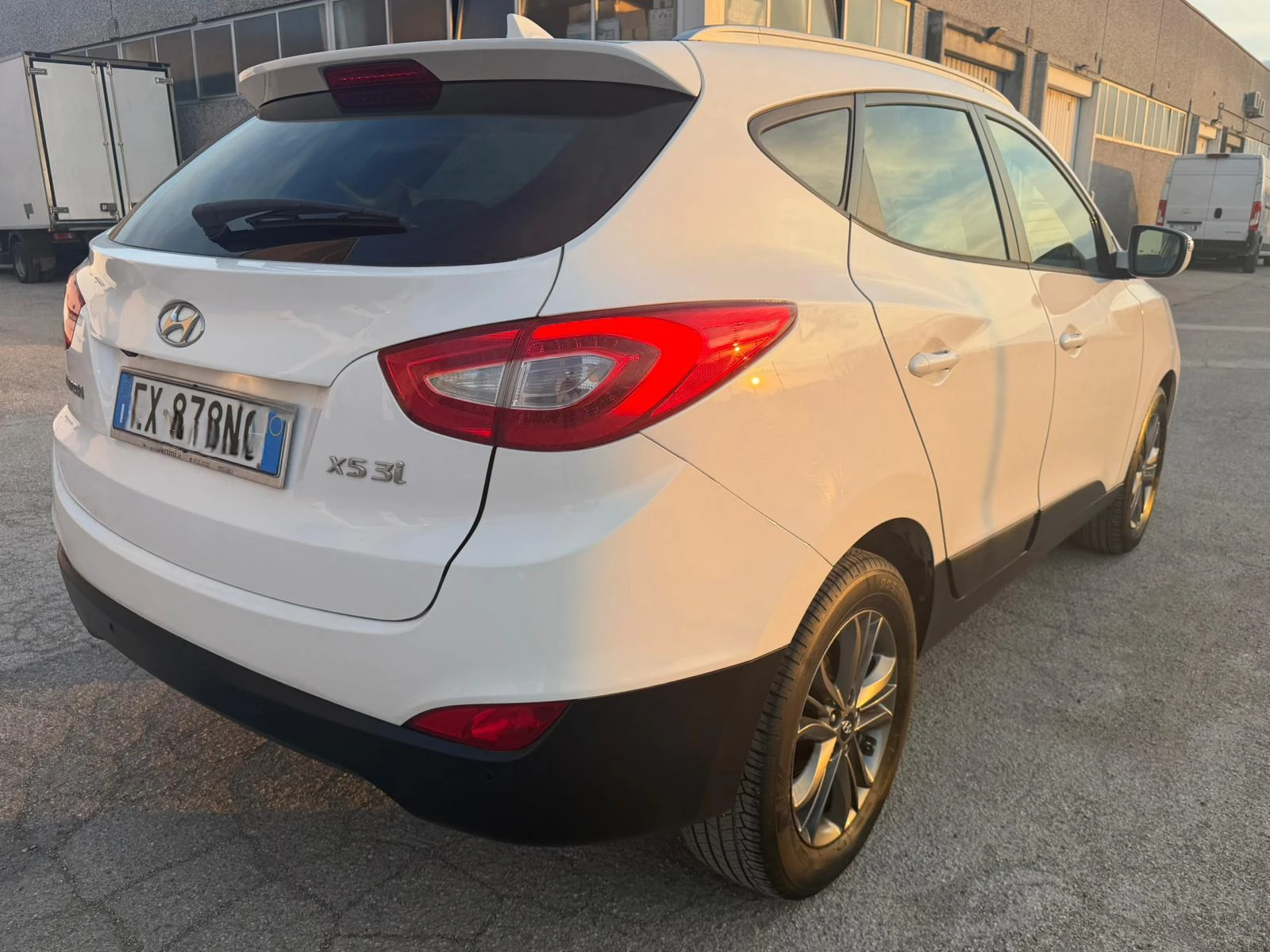 Hyundai IX35 1.6i METAN !!! EVRO 5B, снимка 3 - Автомобили и джипове - 53929400