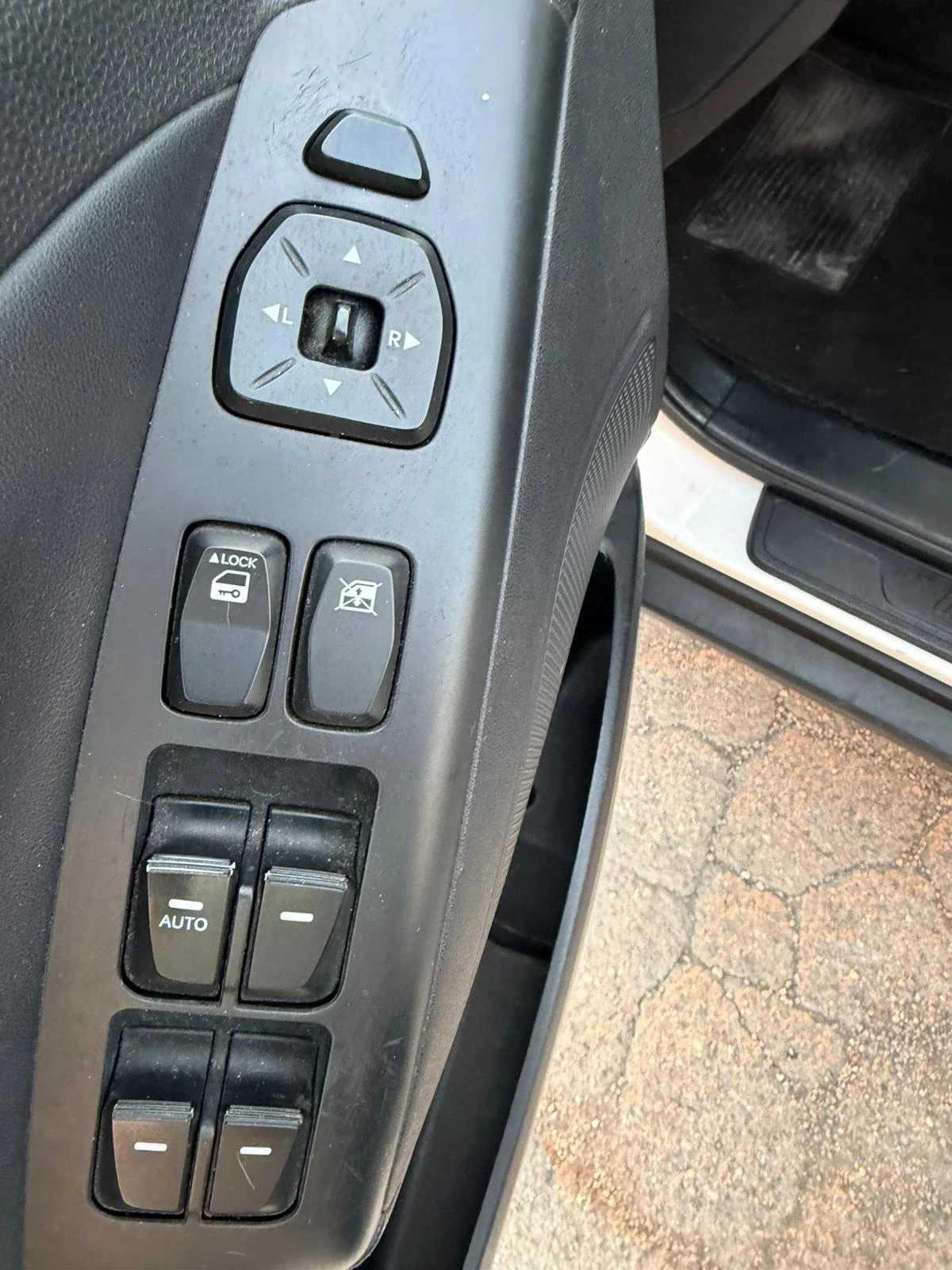 Hyundai IX35 1.6i METAN !!! EVRO 5B, снимка 13 - Автомобили и джипове - 53929400