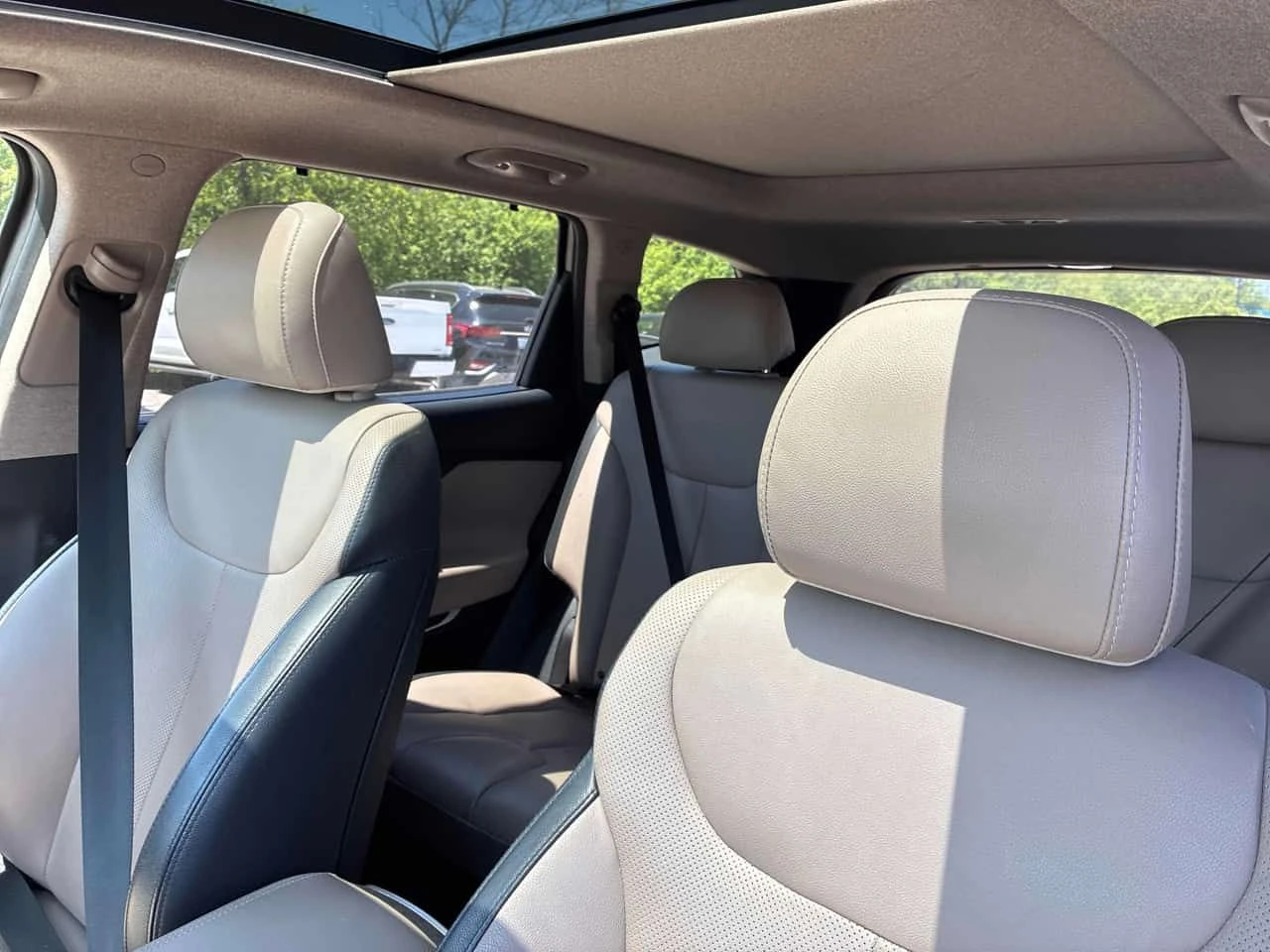 Hyundai Santa fe * ULTIMATE * ОТ ГЛАВНО ПРЕДСТАВИТЕЛСТВО НА HYUNDAI, снимка 11 - Автомобили и джипове - 54824279