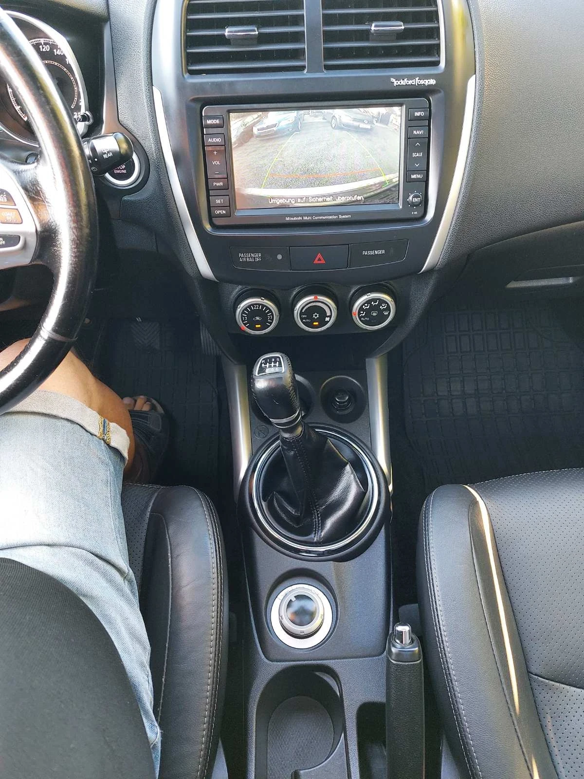 Mitsubishi ASX 1.8, 6ск, 4х4, снимка 15 - Автомобили и джипове - 55239383