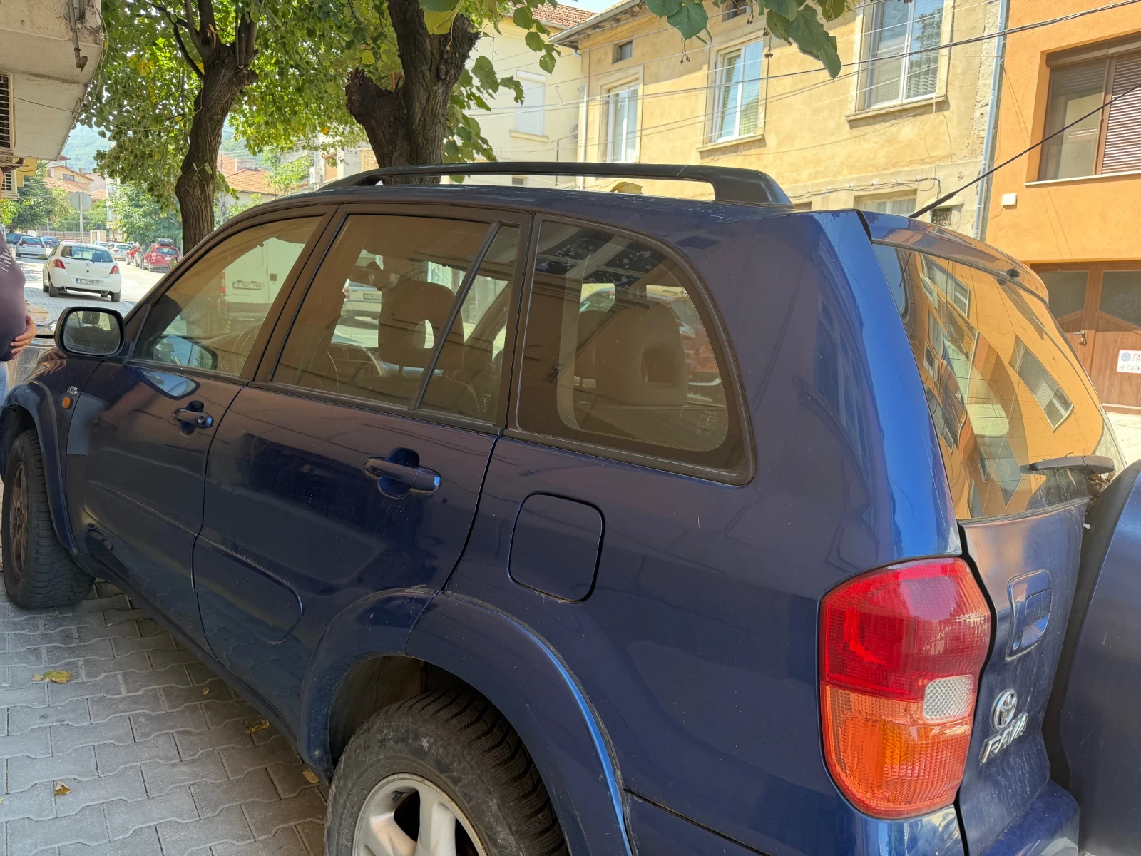 Toyota Rav4, снимка 4 - Автомобили и джипове - 55979530