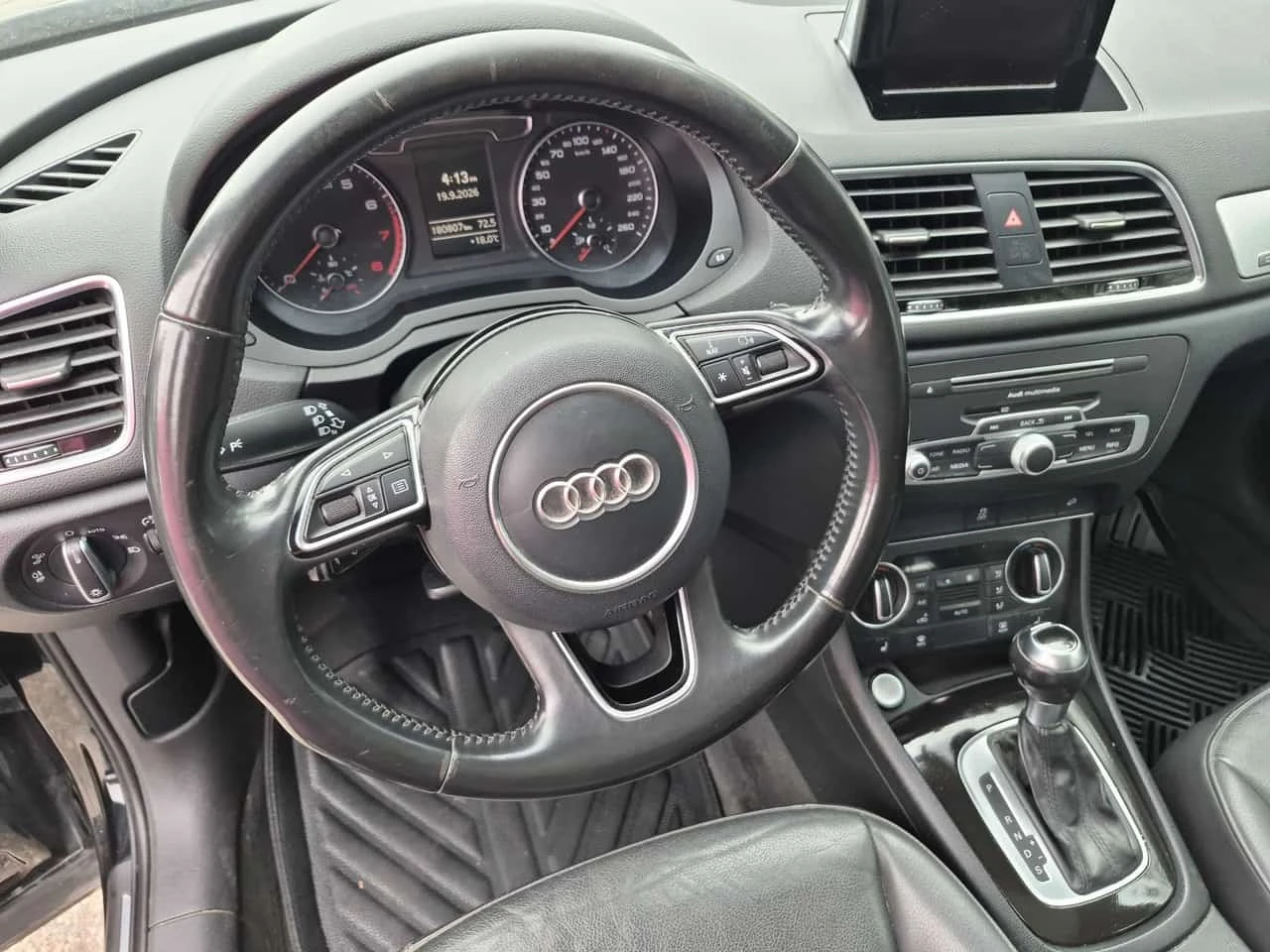 Audi Q3 * PROGRESSIV * АВТОКРЕДИТ БЕЗ ПЪРВОНАЧАЛНА ВНОСКА, снимка 8 - Автомобили и джипове - 56181648
