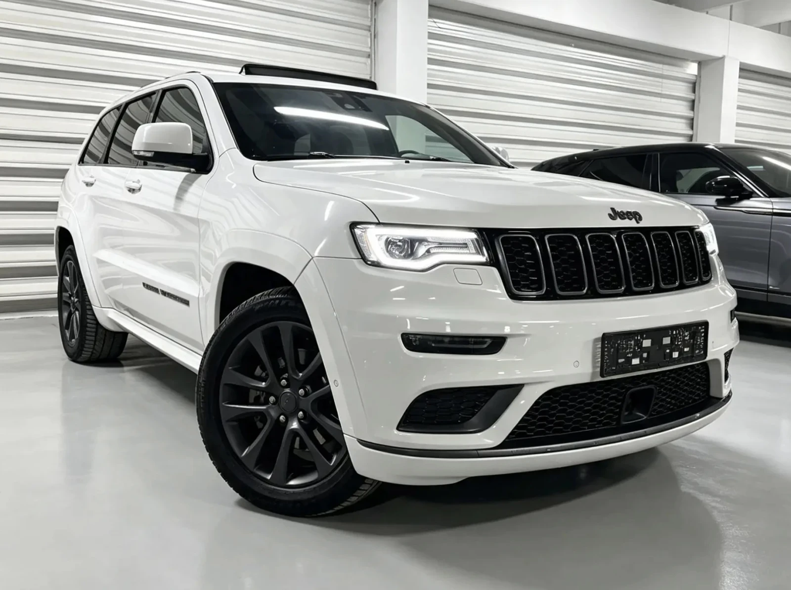 Jeep Grand cherokee  S Overland | Гаранция | Лизинг | Нов внос | , снимка 3 - Автомобили и джипове - 56215264