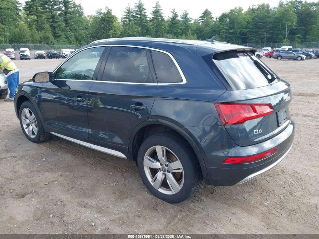Audi Q5 * CARFAX * ОПЦИЯ ЗА ФИНАНСИРАНЕ * , снимка 3 - Автомобили и джипове - 56268476