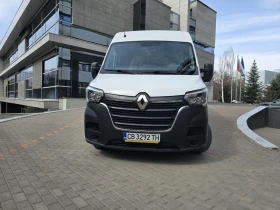 Renault Master Пътнически, снимка 2