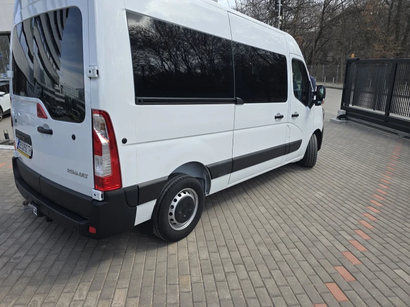 Renault Master Пътнически, снимка 4 - Бусове и автобуси - 49463402