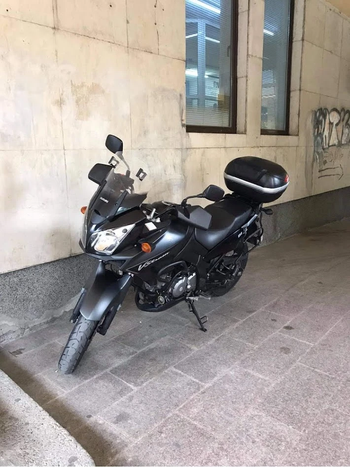 Suzuki V-strom DL650