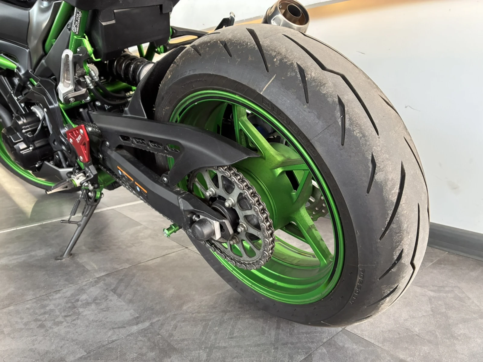 Kawasaki Z 900-3000 km.!!!, снимка 12 - Мотоциклети и мототехника - 56354244