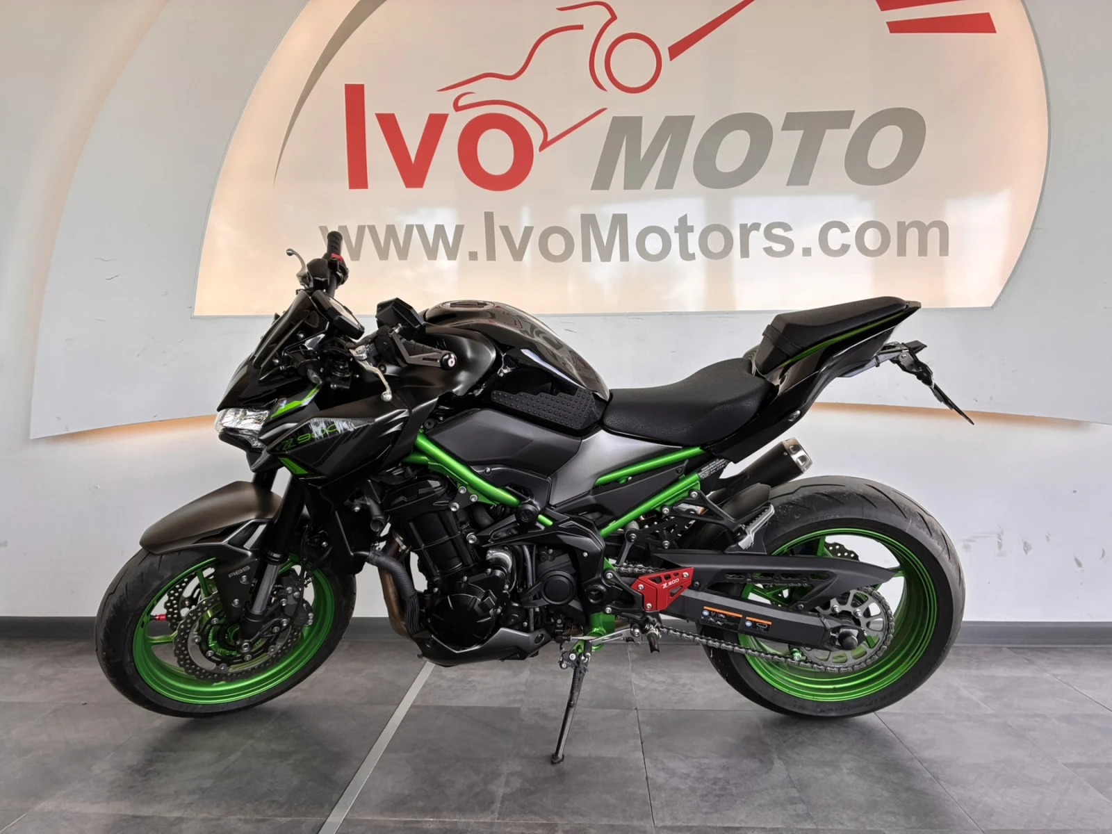 Kawasaki Z 900-3000 km.!!!, снимка 2 - Мотоциклети и мототехника - 56354244