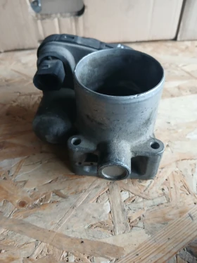 036 133 062 А дросел клапа VW Golf 4 1.6i, снимка 3