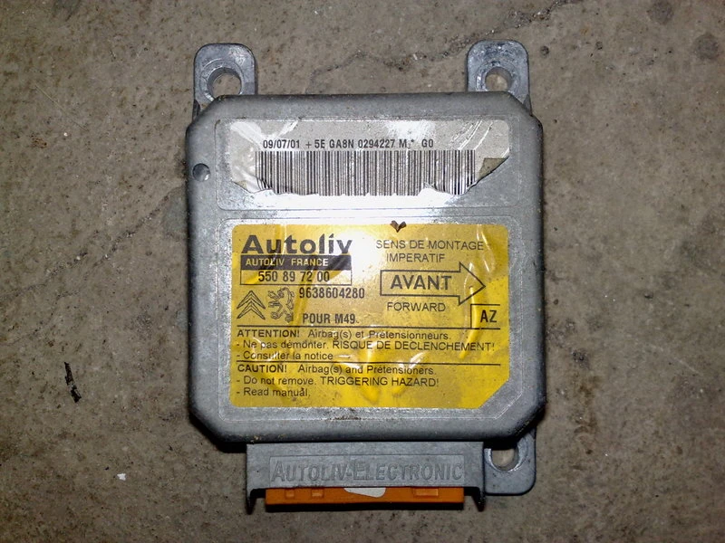 Еърбег централа за Ситроен Берлинго (1)