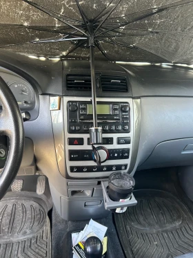 Toyota Avensis verso, снимка 6