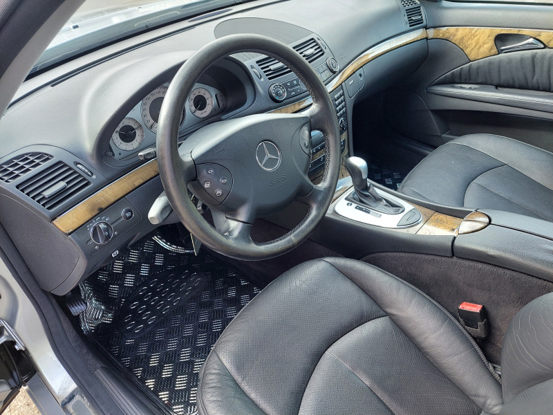 Mercedes-Benz E 350 Avangard, снимка 7 - Автомобили и джипове - 46188264
