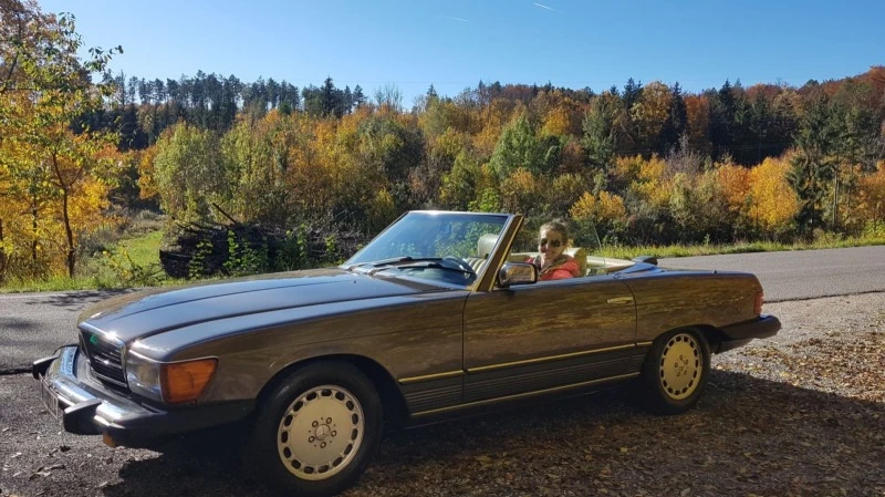 Mercedes-Benz SL Колекционерско състояние! Кабрио+ твърд таван!, снимка 2 - Автомобили и джипове - 48227105