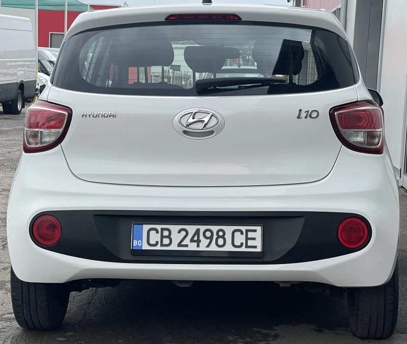 Hyundai I10 Върнат от Лизинг Фабрична Газ Euro 6B, снимка 4 - Автомобили и джипове - 47230632