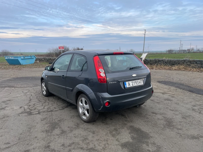 Ford Fiesta 1.3i, снимка 2 - Автомобили и джипове - 48353619