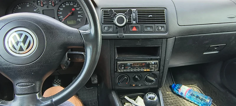 VW Golf 1, 9 D, снимка 6 - Автомобили и джипове - 48614240