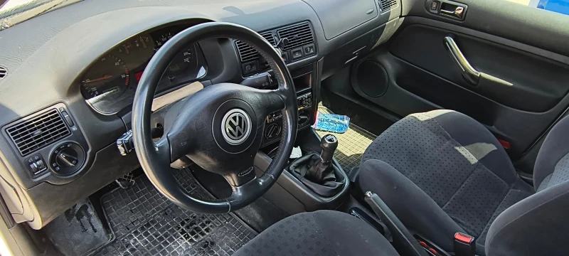 VW Golf 1, 9 D, снимка 3 - Автомобили и джипове - 48614240