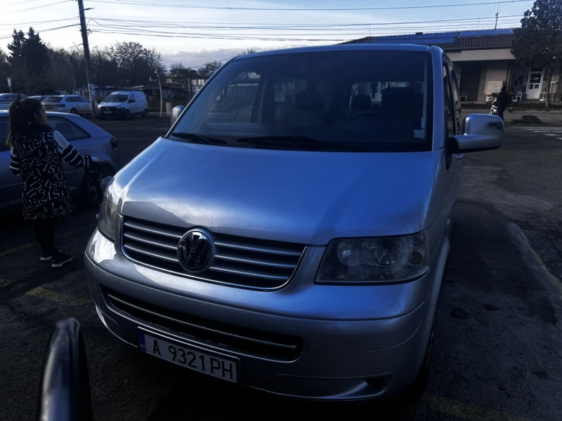 VW Multivan 2.5, снимка 2 - Автомобили и джипове - 48787338