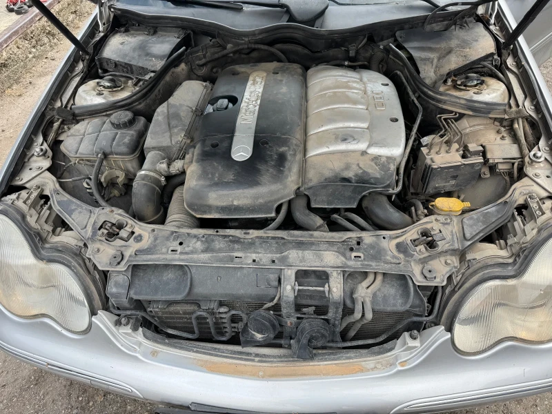 Mercedes-Benz C 270 CDI 170кс. Автоматик, снимка 8 - Автомобили и джипове - 50611675