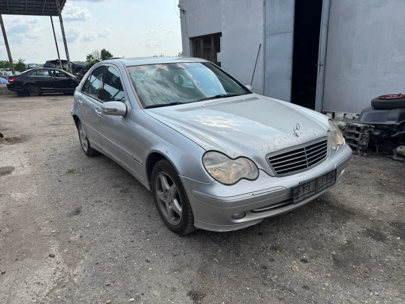 Mercedes-Benz C 270 CDI 170кс. Автоматик, снимка 2 - Автомобили и джипове - 50611675