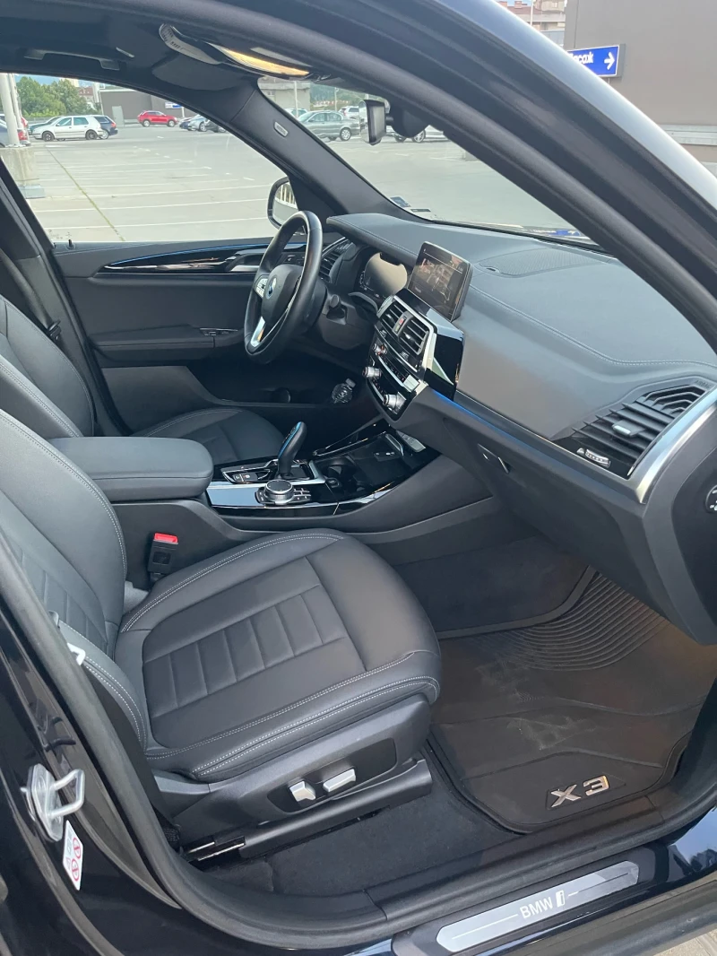 BMW iX3 M-spost/ Pano/ , снимка 13 - Автомобили и джипове - 51320554