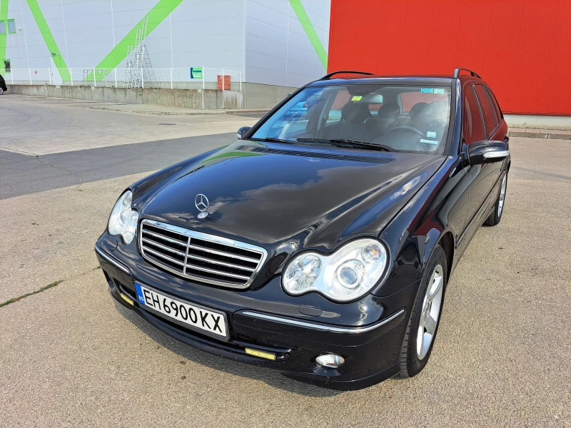 Mercedes-Benz C 200 Авантгард, снимка 3 - Автомобили и джипове - 52603394