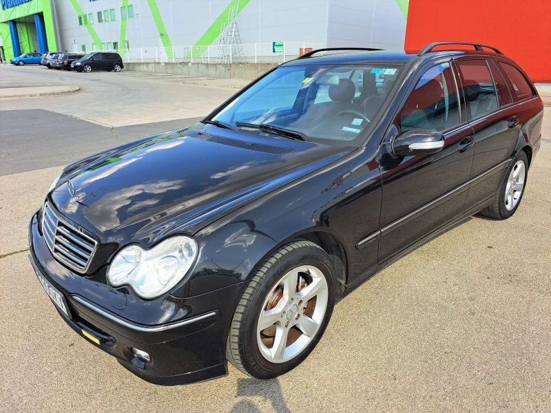 Mercedes-Benz C 200 Авантгард, снимка 4 - Автомобили и джипове - 52603394