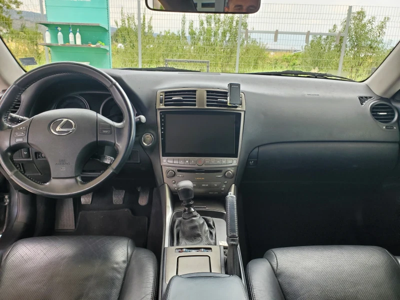 Lexus IS 220d, снимка 8 - Автомобили и джипове - 52401832