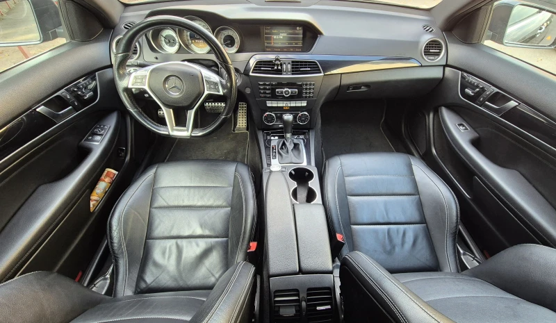 Mercedes-Benz C 350 AMG 4matic, снимка 8 - Автомобили и джипове - 52098294