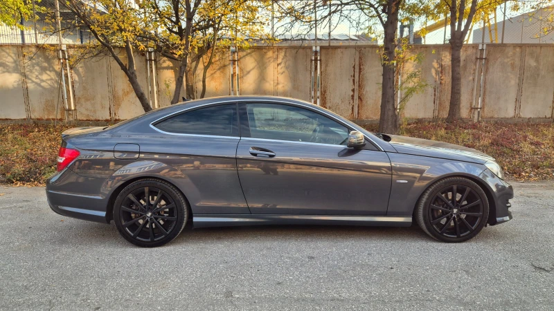 Mercedes-Benz C 350 AMG 4matic, снимка 2 - Автомобили и джипове - 52098294