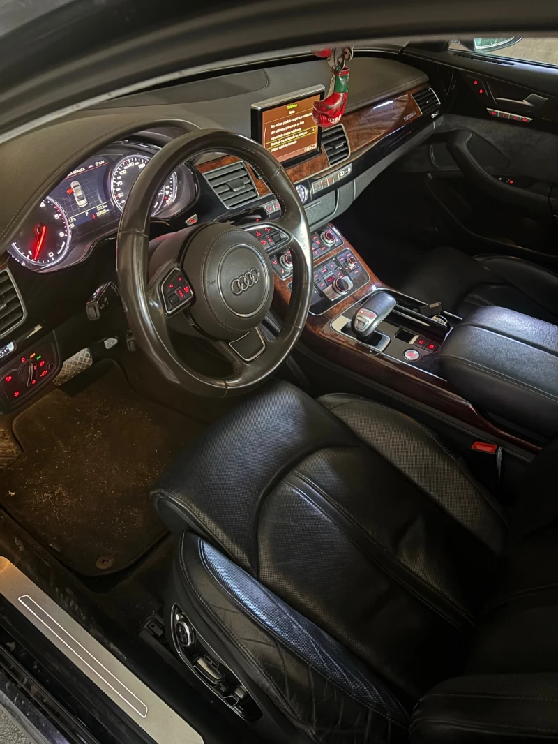Audi A8, снимка 3 - Автомобили и джипове - 52381854