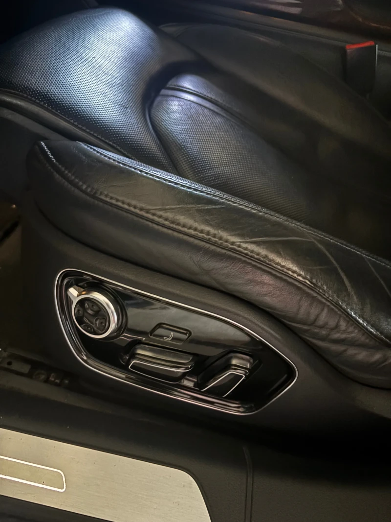 Audi A8, снимка 7 - Автомобили и джипове - 52381854