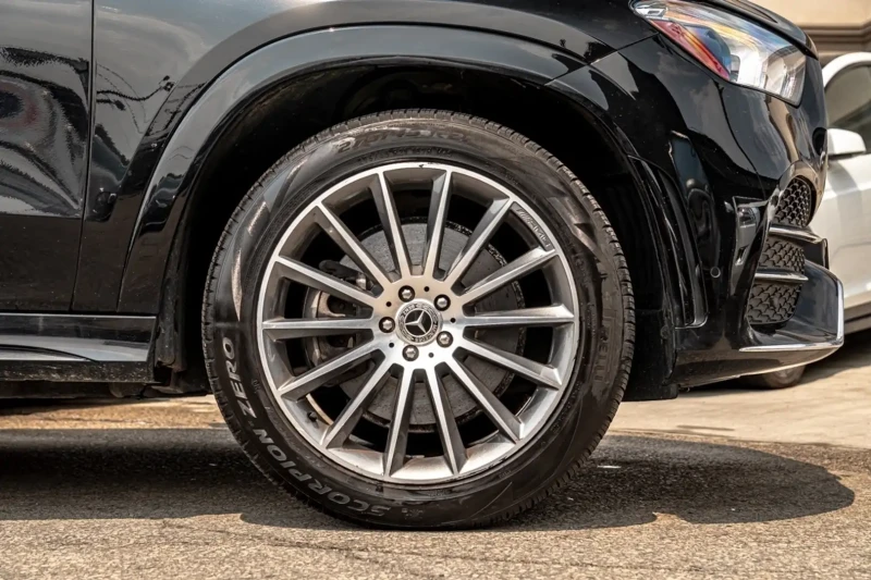 Mercedes-Benz GLE 450 AMG, DISTRONIC.BURMESTER, PANORAMA, МАСАЖИ, ОБДУХВ, снимка 3 - Автомобили и джипове - 52524344