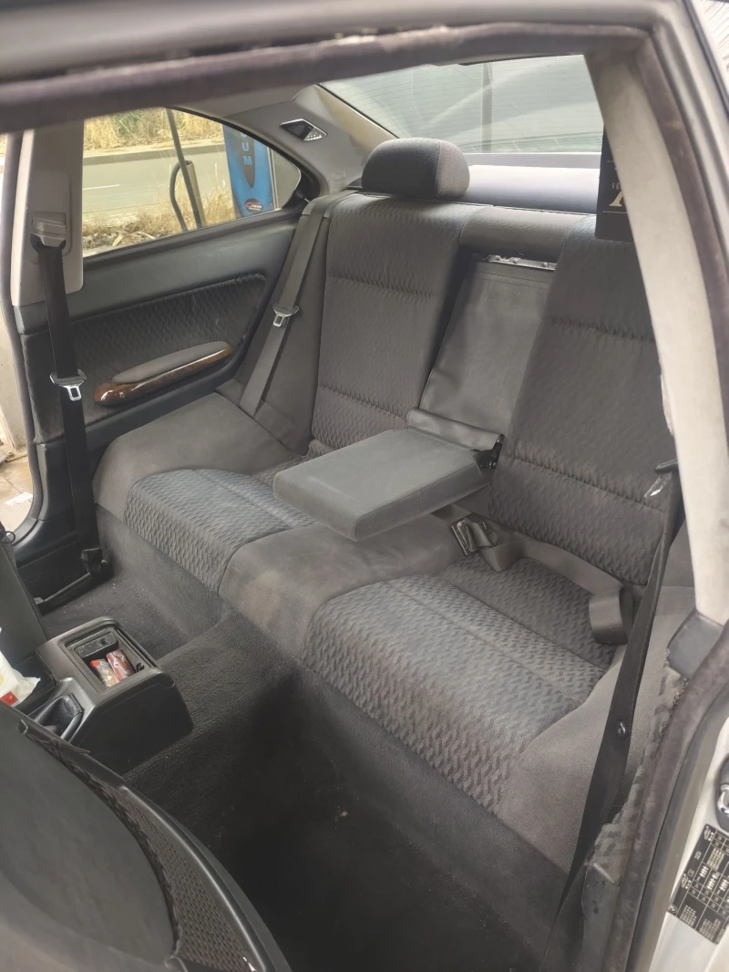 BMW 323 323 ci, снимка 9 - Автомобили и джипове - 53419918