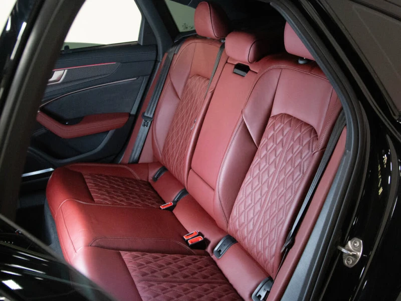 Audi S6 quattro* Premium* АвтоКредит* (ЦЕНА ДО БГ), снимка 16 - Автомобили и джипове - 53459598