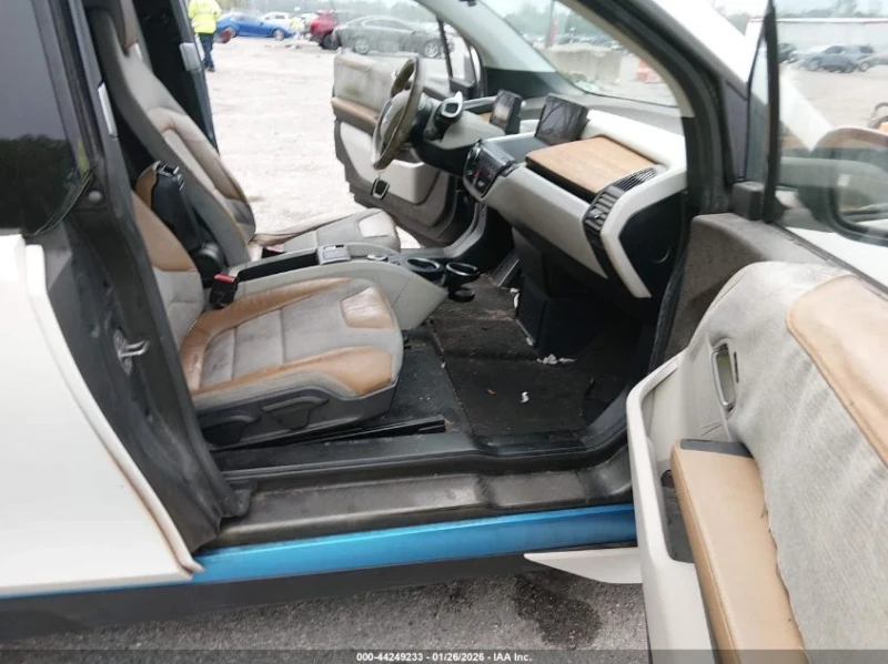 BMW i3, снимка 5 - Автомобили и джипове - 53562800