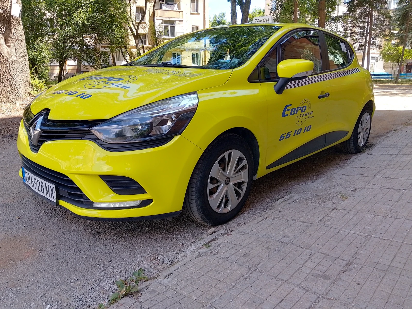 Renault Clio Газ 4 цилиндъра  - изображение 4