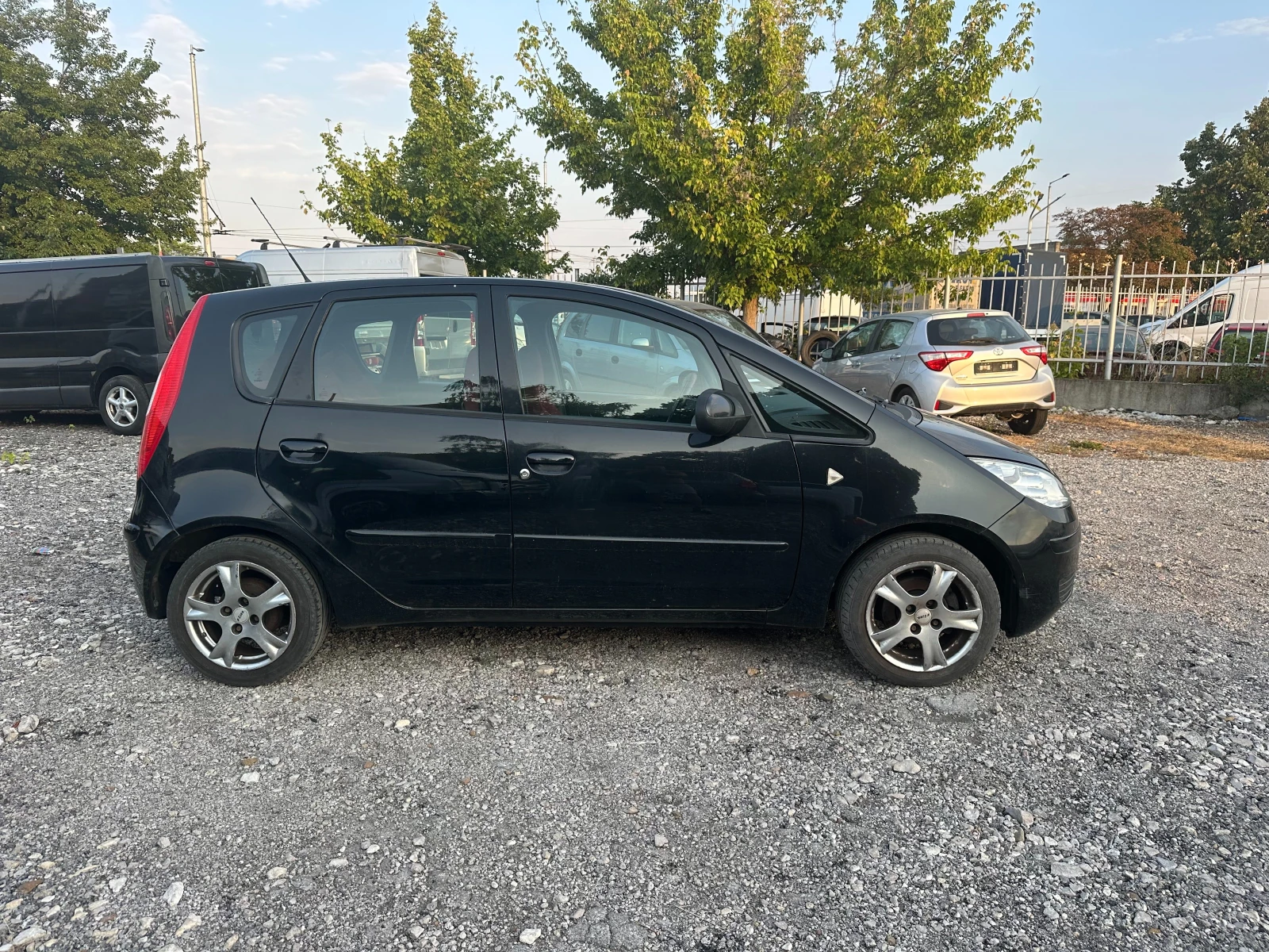 Mitsubishi Colt 1.3I 95KC - изображение 6