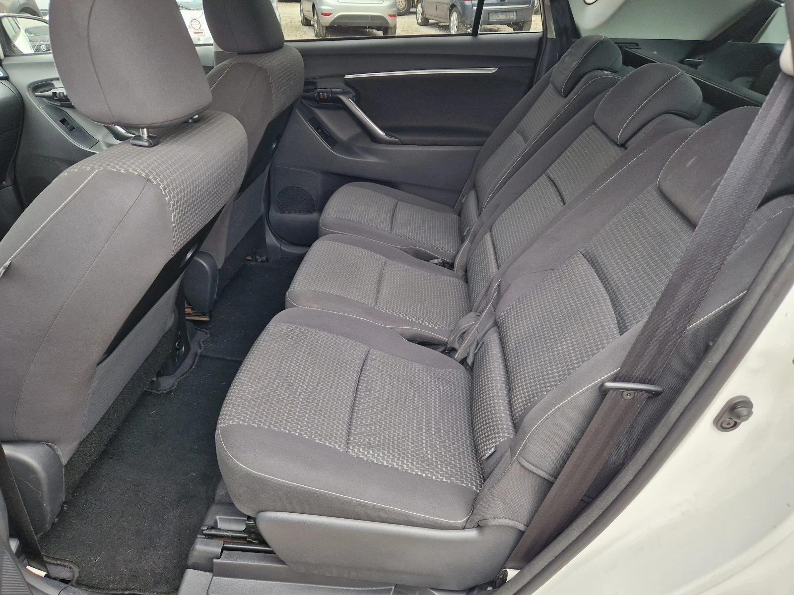 Toyota Verso 1.6D4d/7места | Mobile.bg — изображение 12