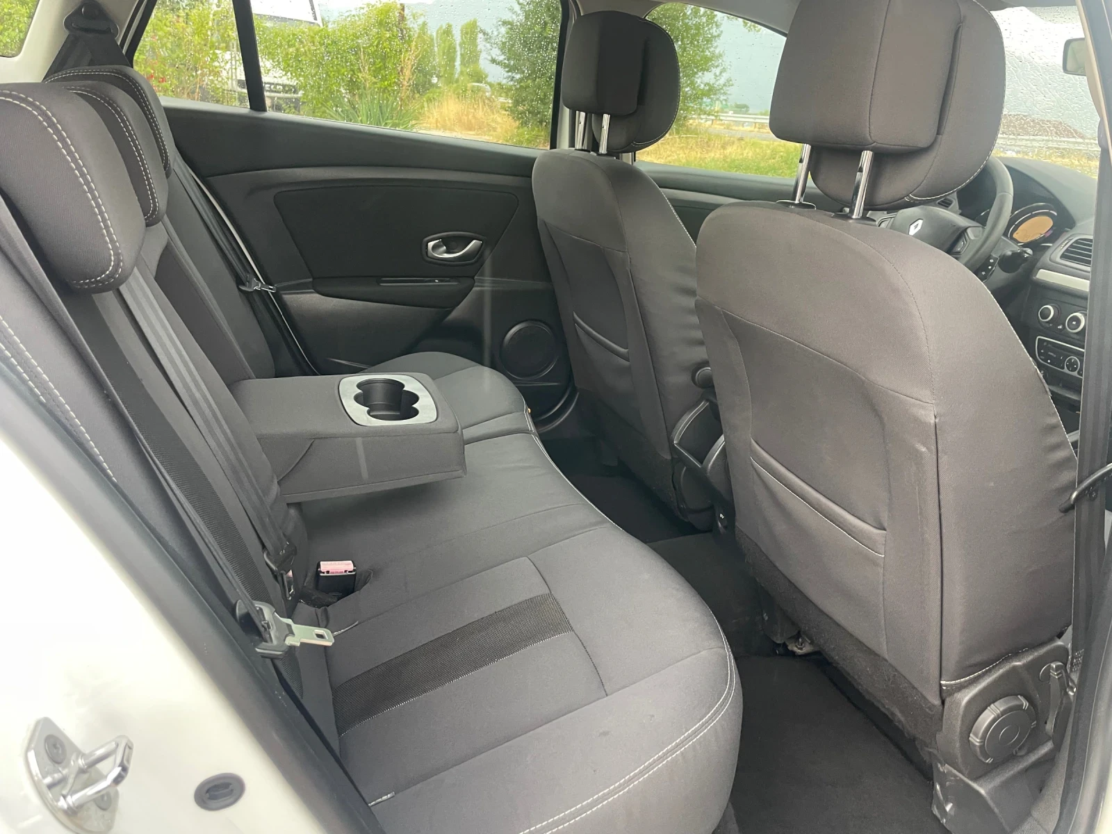 Renault Megane 1.5DCI-110-NAVI-ITALIA - изображение 10