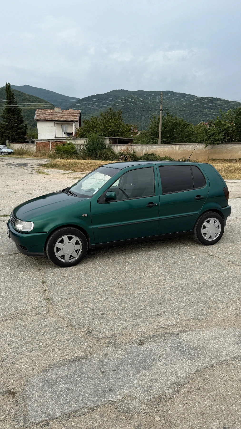 VW Polo 1.6i Avtomatik A/C - изображение 5