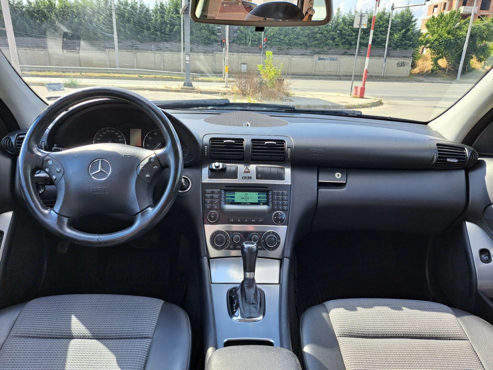 Mercedes-Benz C 200  | Mobile.bg   12