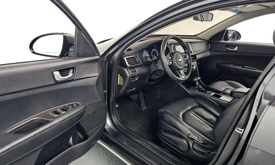 Kia K5 | Mobile.bg   12