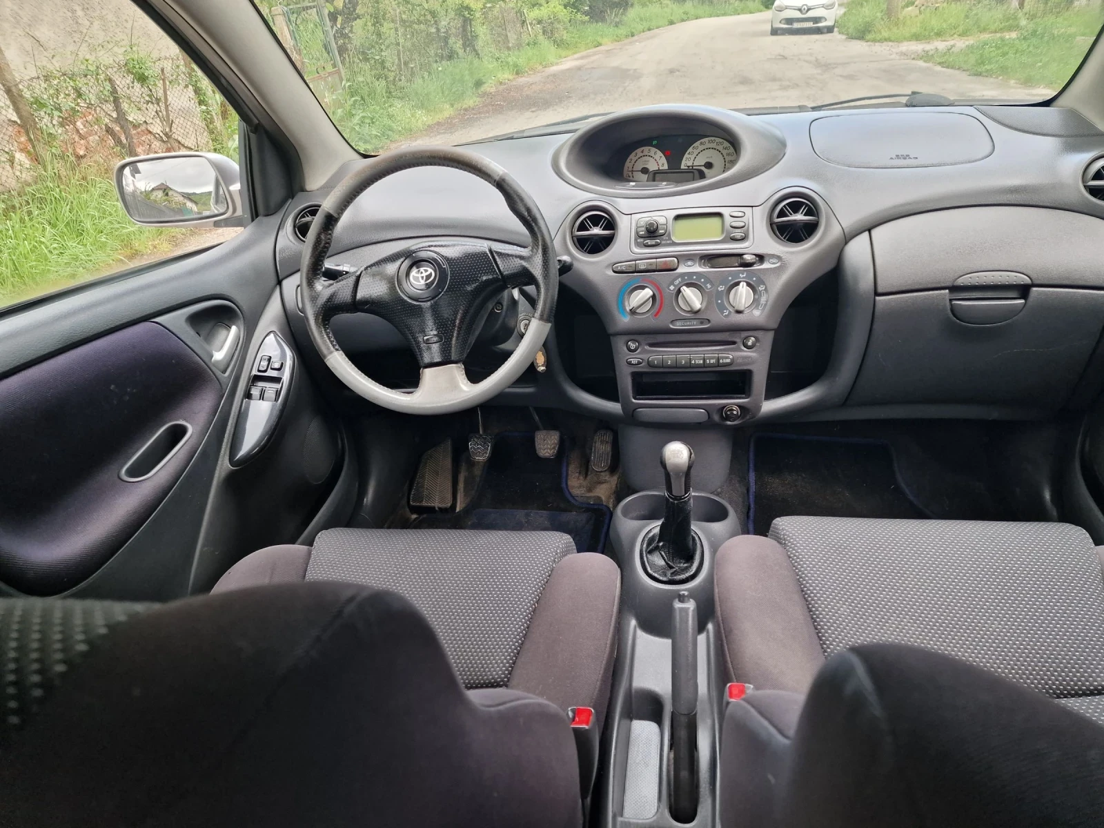 Toyota Yaris 1, 5i Sport 105 k c klima  | Mobile.bg   11