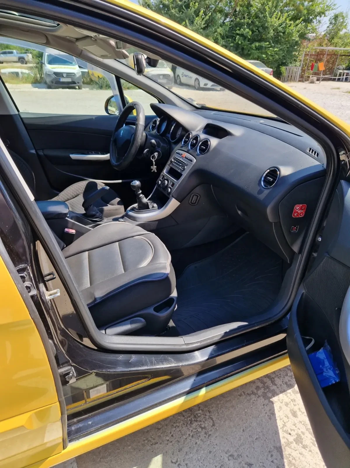 Peugeot 308 SW 1.6HDI-109p.s. | Mobile.bg � ����������� 11