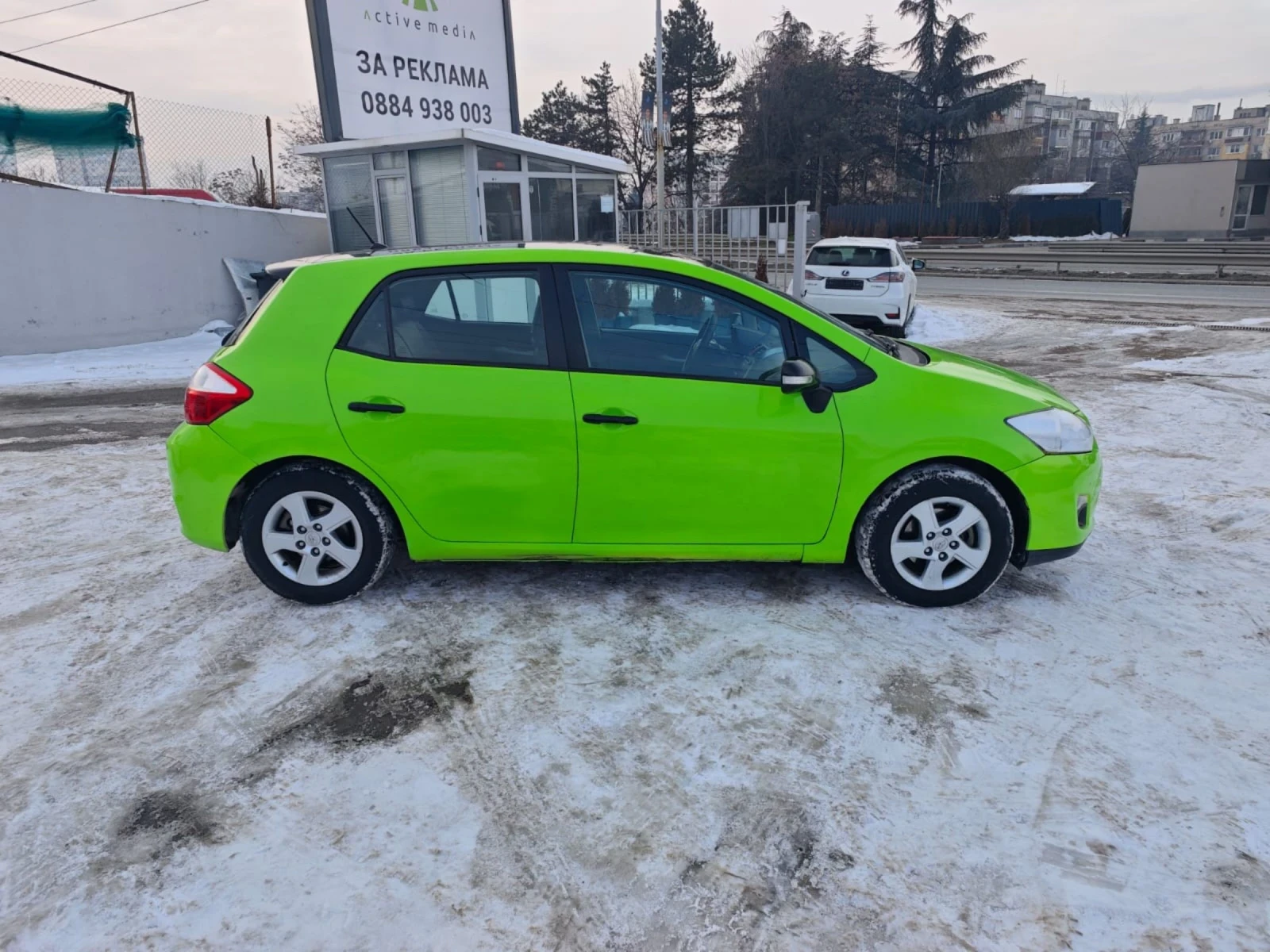 Toyota Auris ХИБРИД* ГАЗ*  - изображение 6