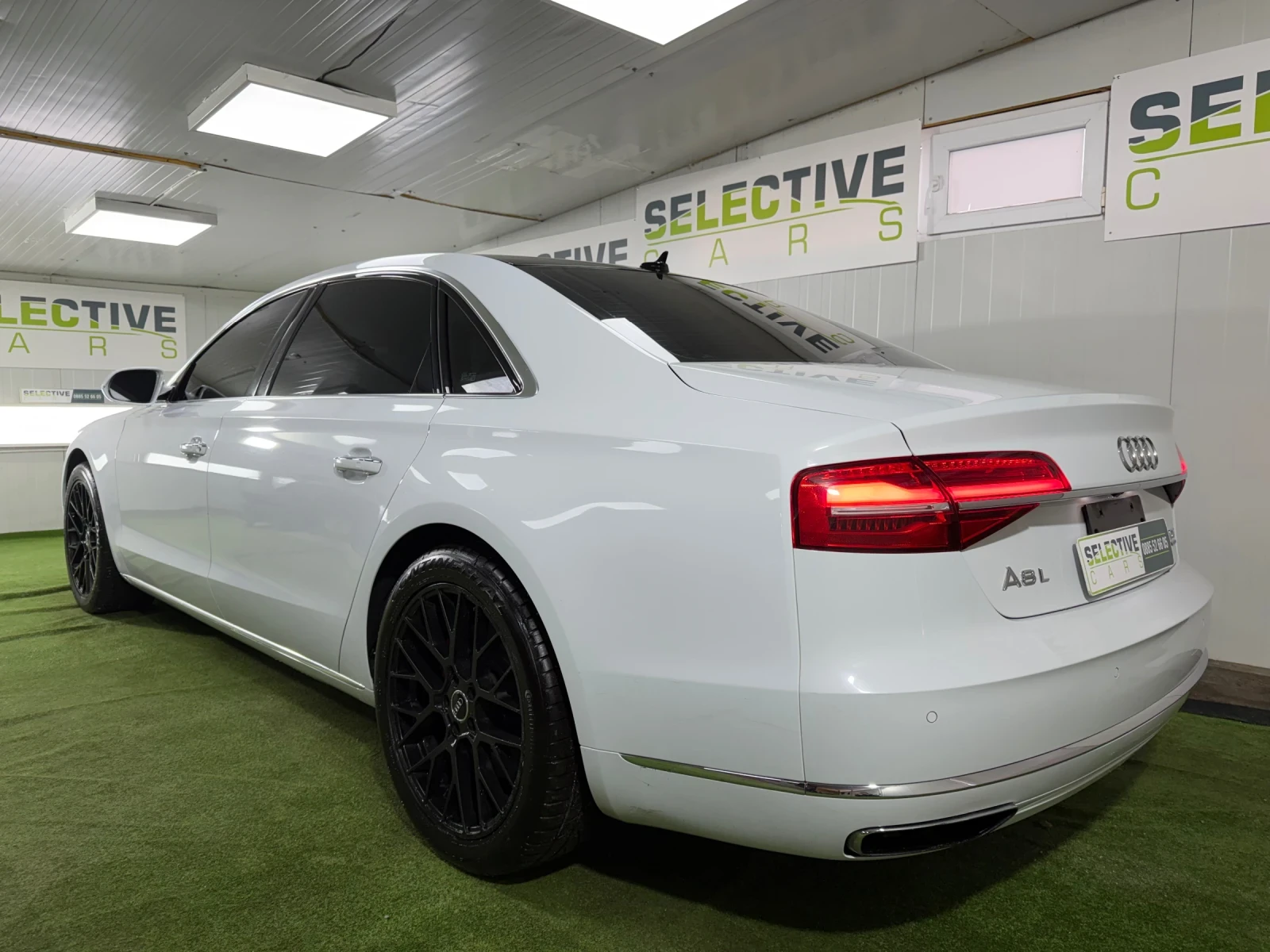 Audi A8 A8L 4dr Sedan 4.0T - изображение 3