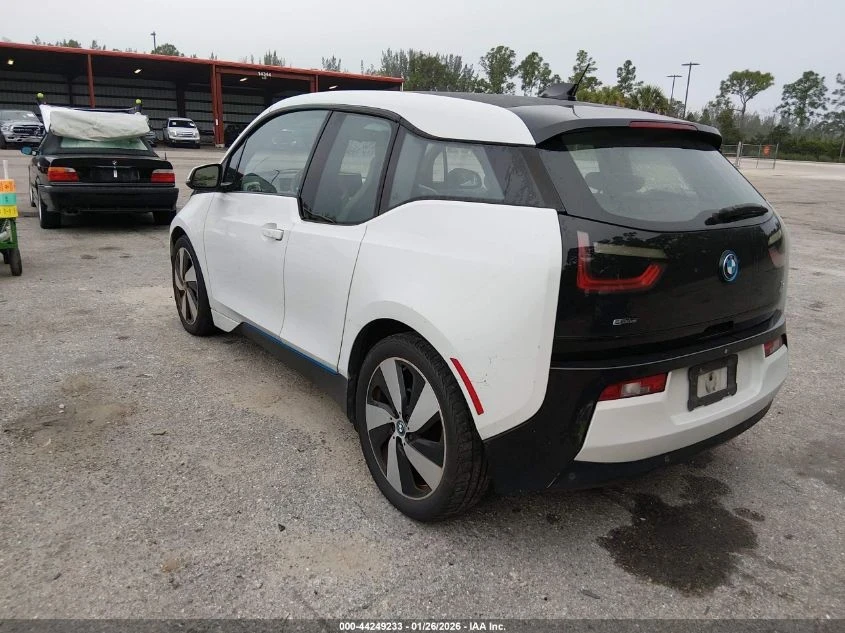 BMW i3  - изображение 3